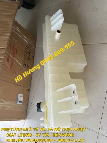 Bình nước phụ xe C&C 100131100002